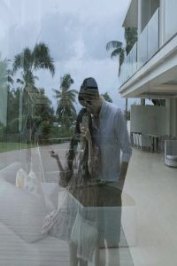 VẾT NỨT TRONG ĐỜI