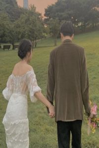 TÌNH YÊU NGƯỢC DÒNG