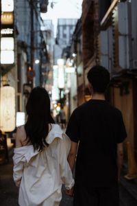 ÁNH SÁNG VỤT TẮT