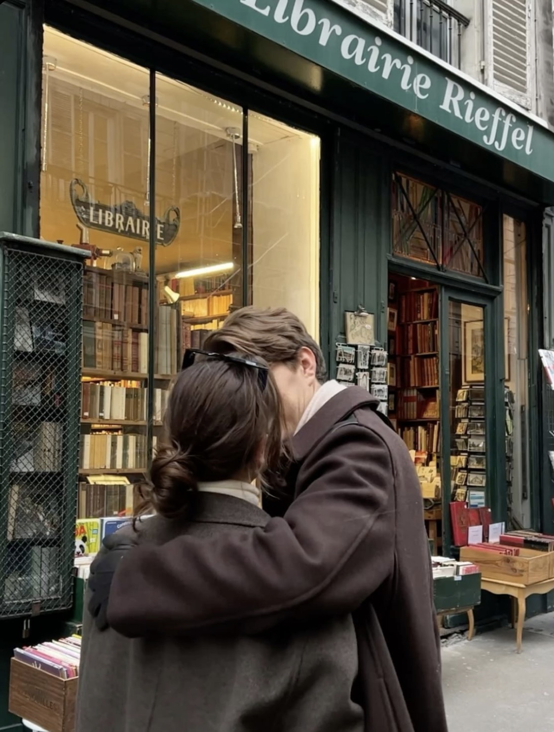 Bìa truyện 10 NĂM SỐNG TRONG THÙ HẬN