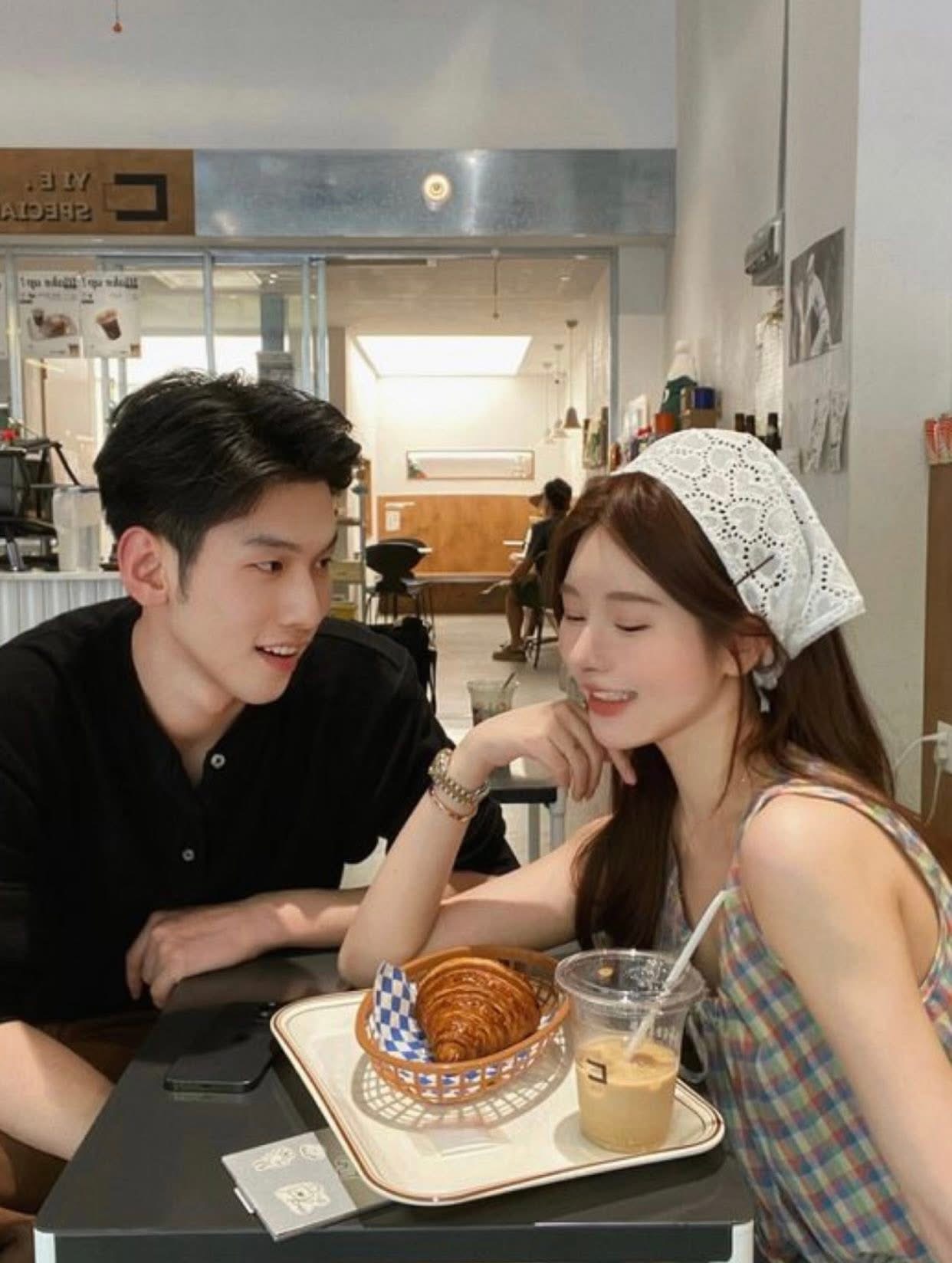 BAO NUÔI MỘT CẬU CẬU NHÓC CÂM