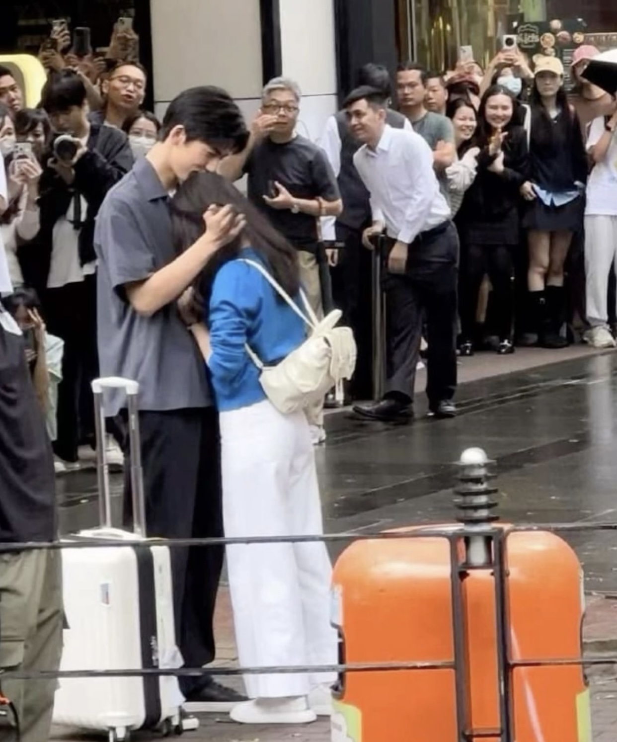 Bìa truyện BẠN TRAI THU HỒI BẰNG BẮN TỈA