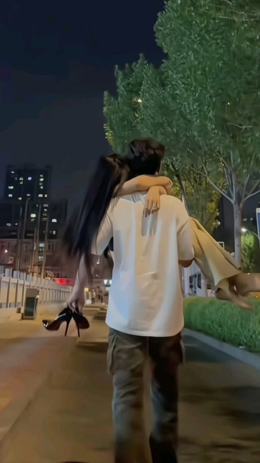 Bìa truyện Bạn trai online là kẻ thù anh trai