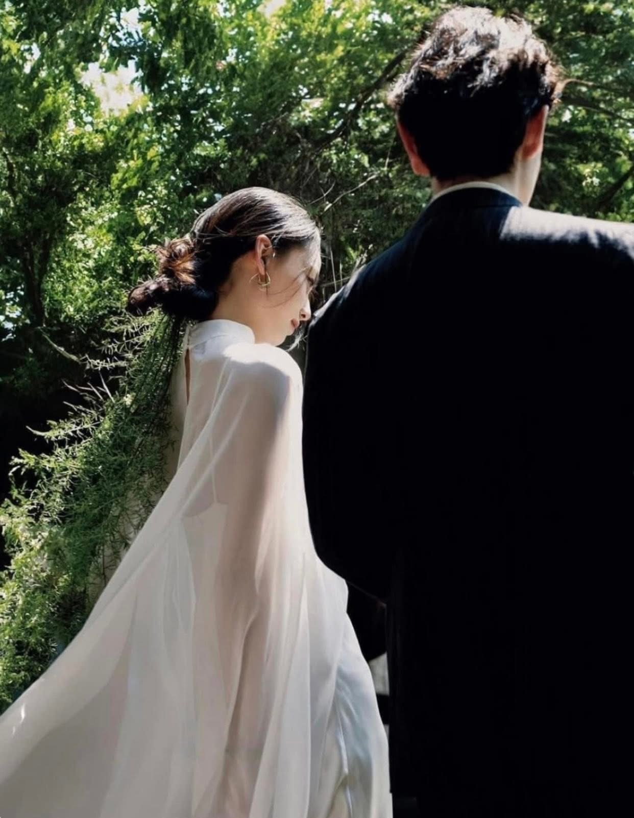 Bìa truyện CHỒNG NGỦ VỚI THƯ KÝ