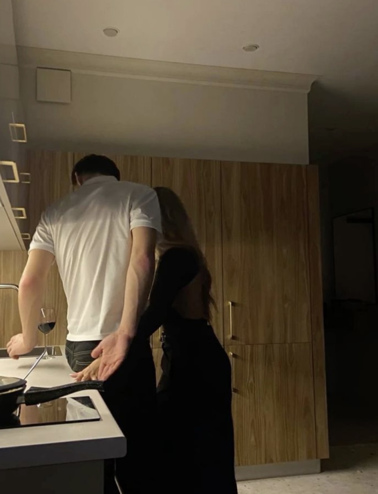 CHỌN NGƯỜI ĐẾN SAU