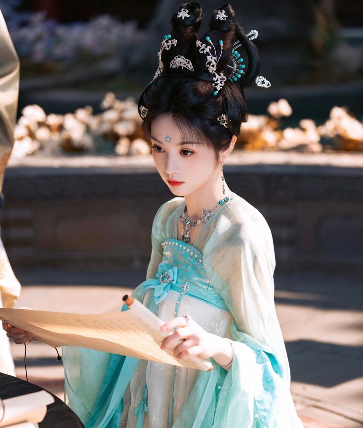 Chính Thất Rộng Lượng