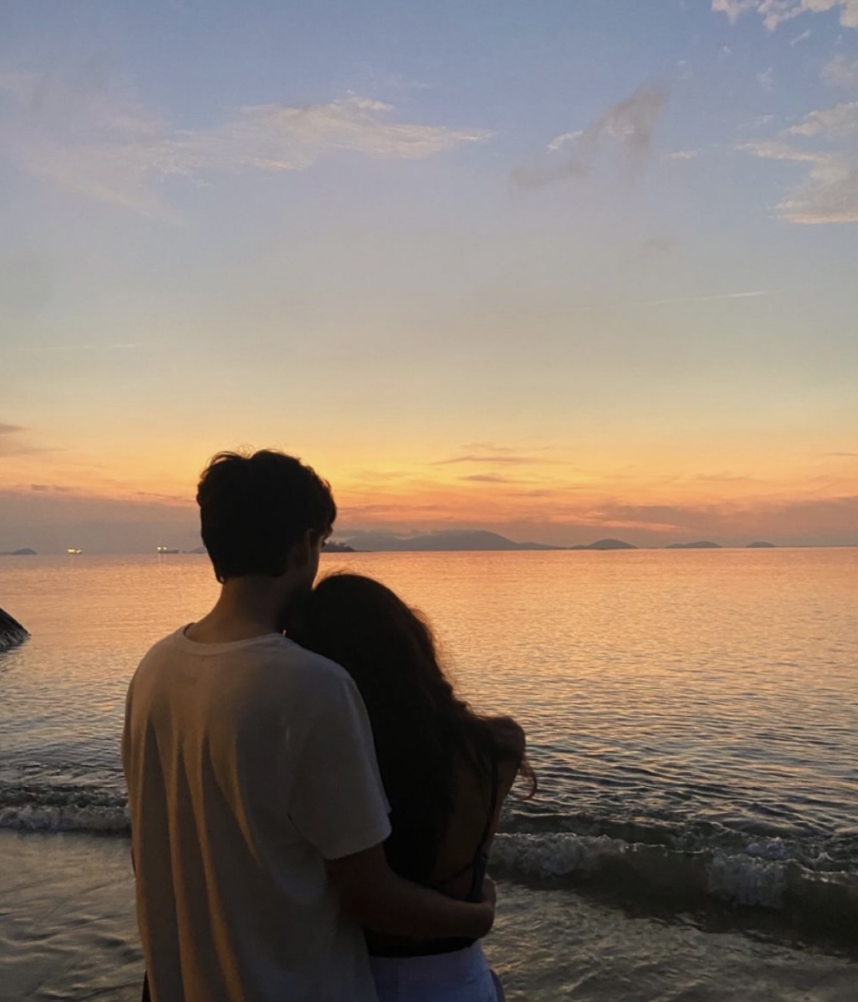 EM DÂU ĐÒI VỀ NHÀ TÔI Ở CỮ