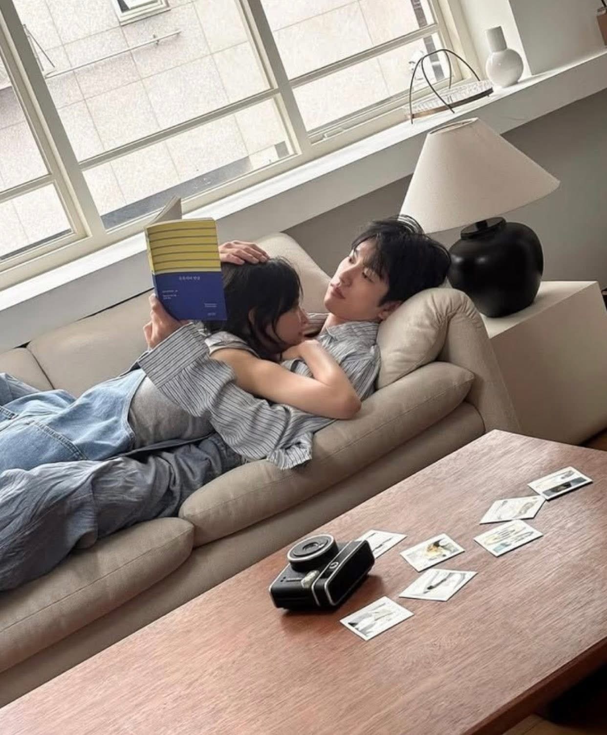 LÀM THƯ KÝ CHO LÃO ĐẠI