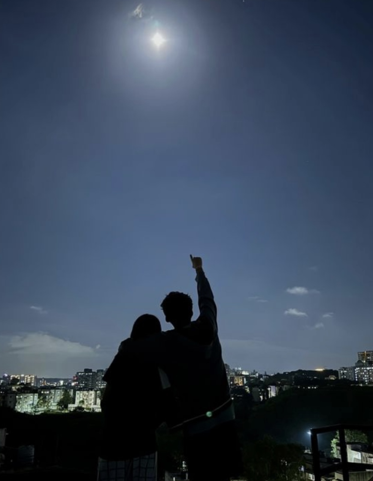 LẶNG LẼ BIẾN MẤT