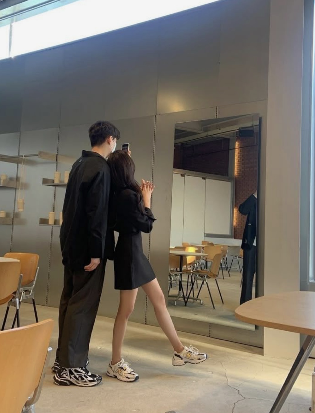 LÒNG NGUỘI LẠNH HƯỚNG VỀ TỰ DO