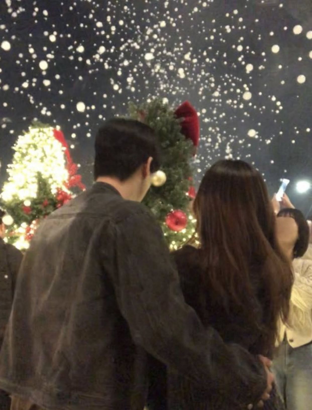 Ngày Tai Tôi Hồi Phục, Tôi Đặt Vé Rời Đi