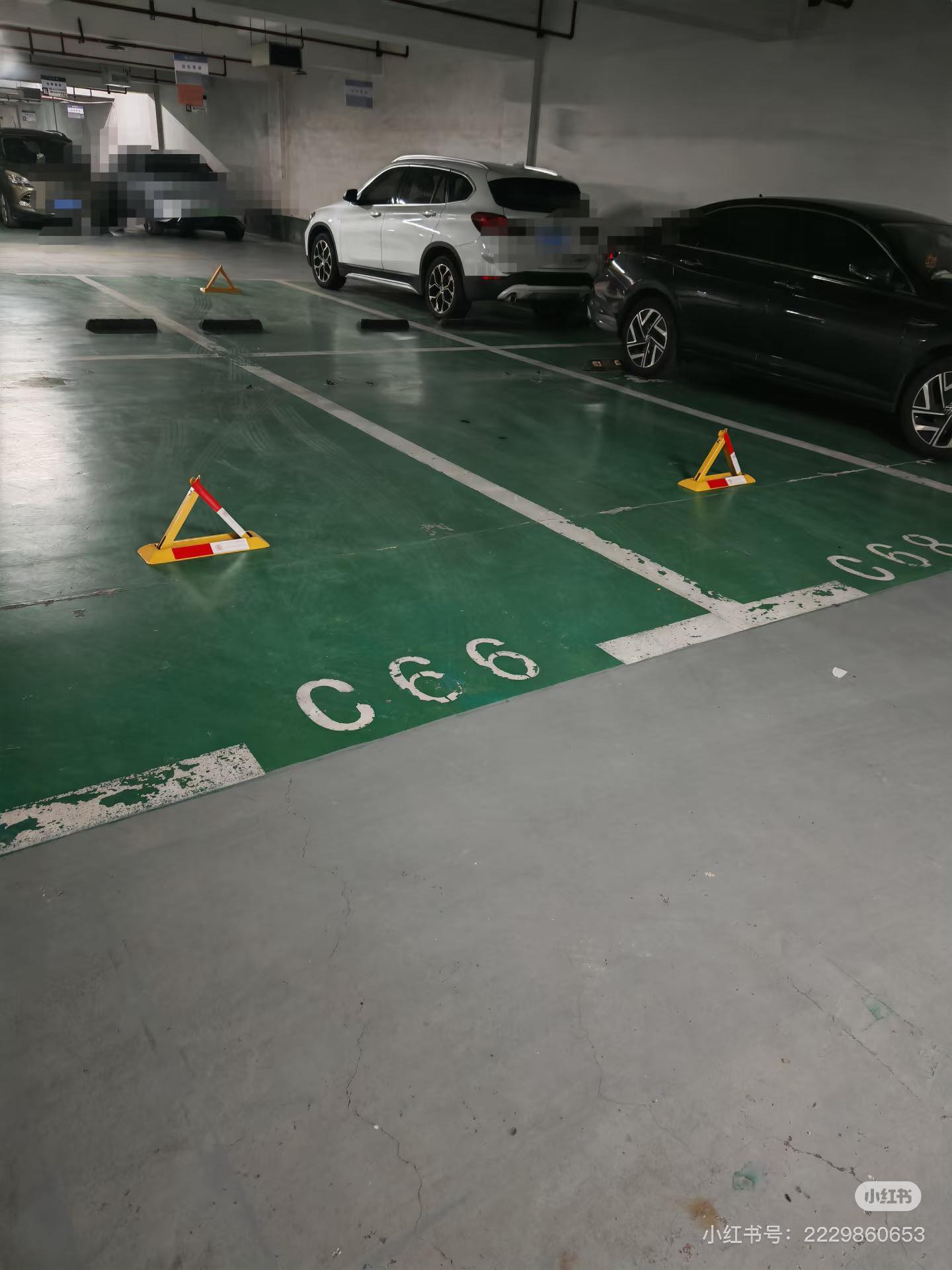 Bìa truyện Tôi Hàn Chết Cửa Gara, Cả Nhà Hàng Xóm Phát Điên