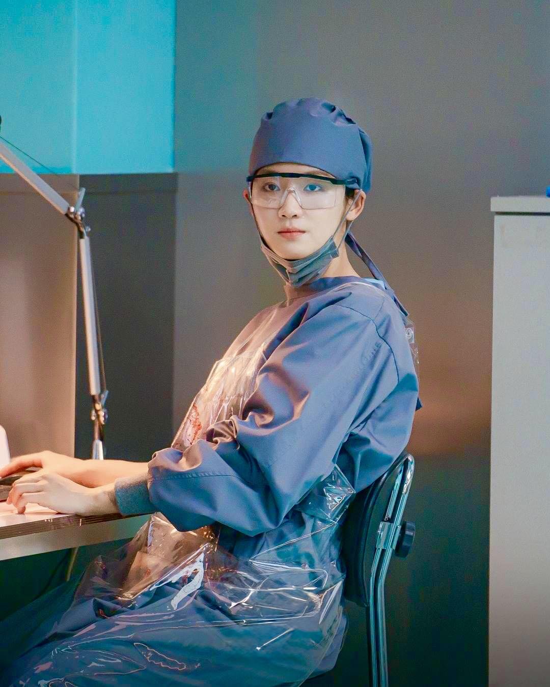 Bìa truyện Trở Về Từ Kho Lạnh