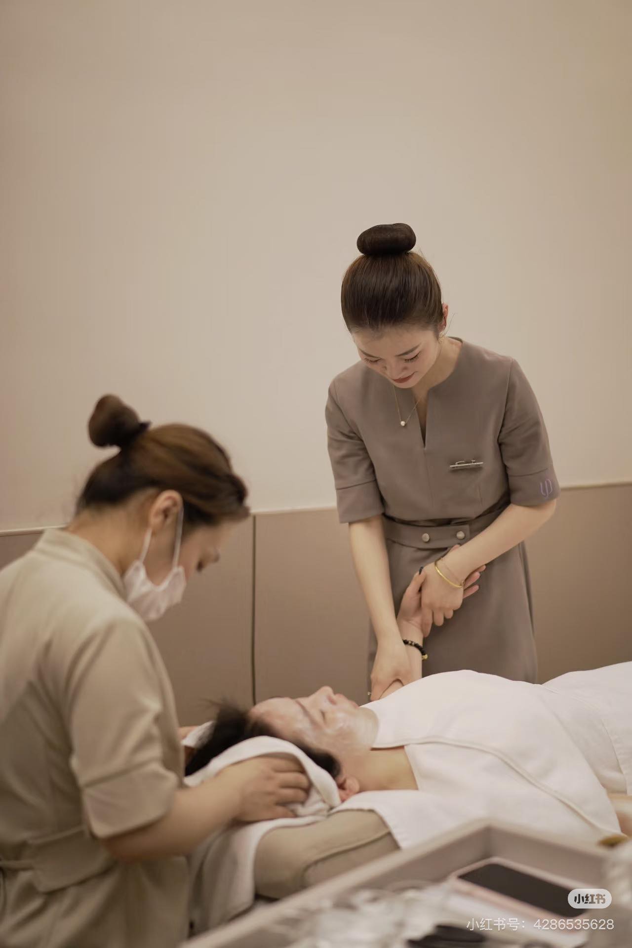 Bìa truyện Ảnh Đại Diện Định Tội Tôi