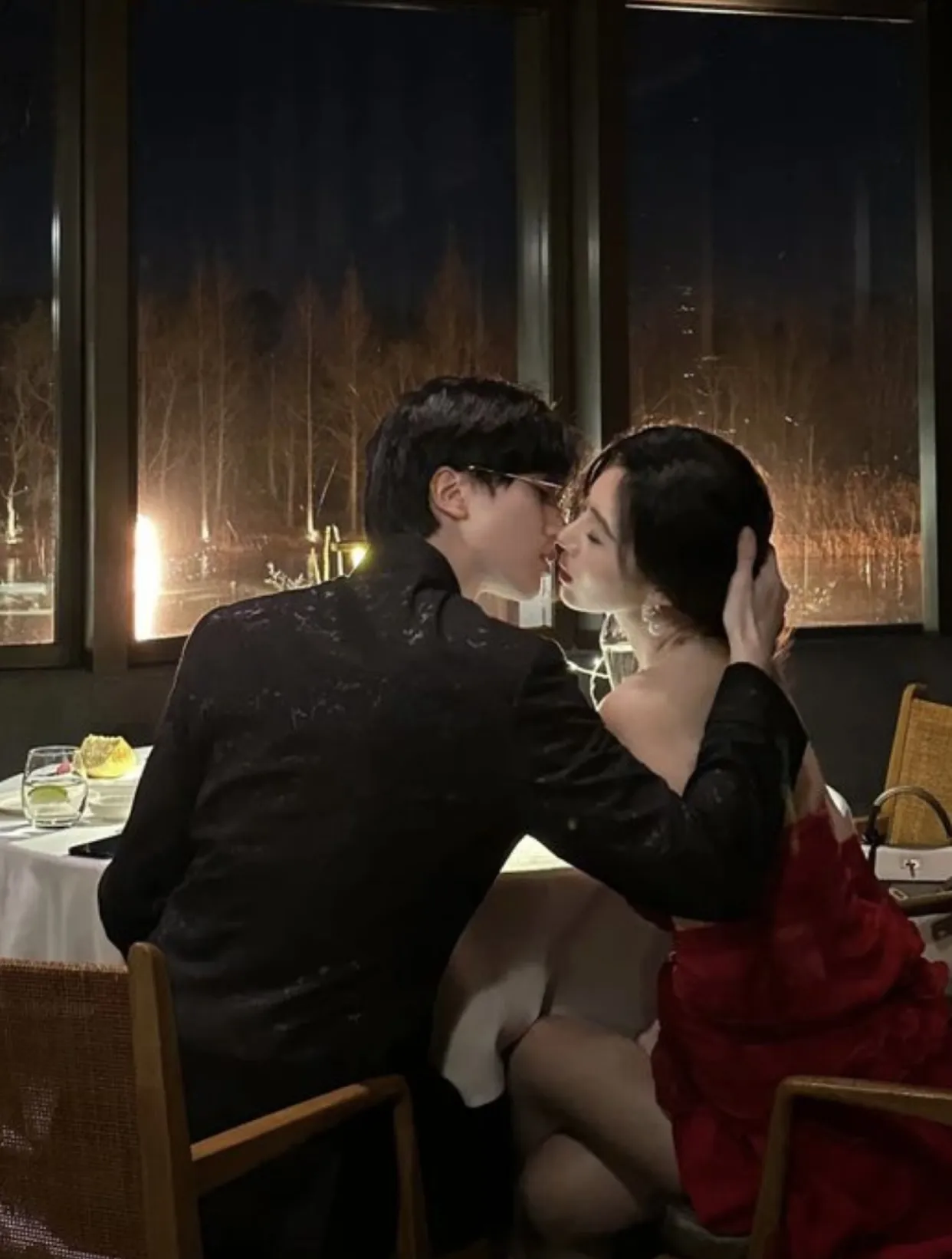 Bìa truyện BÌNH YÊN TRƯỚC CƠN BÃO