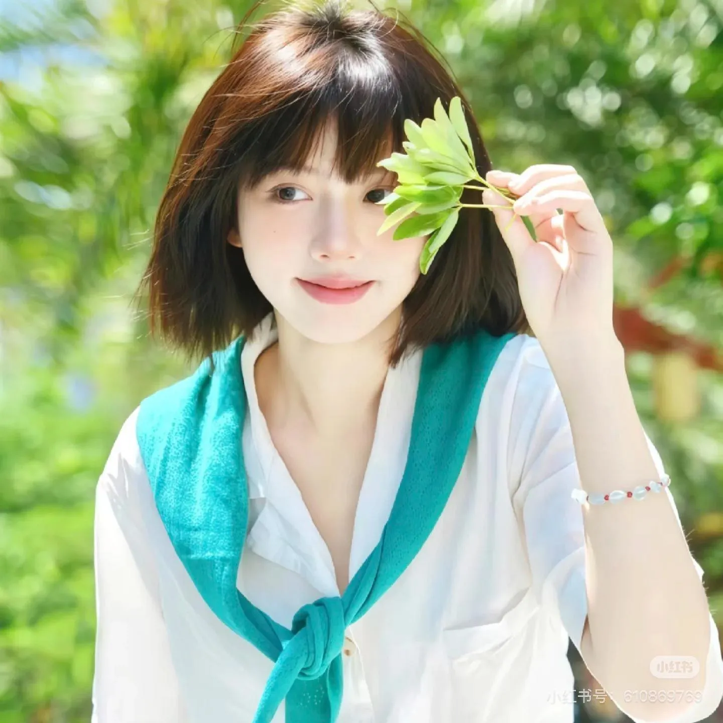 Bìa truyện BÚT TÔ ĐÁP ÁN VÀ TRÒ ĐỔI MẠNG