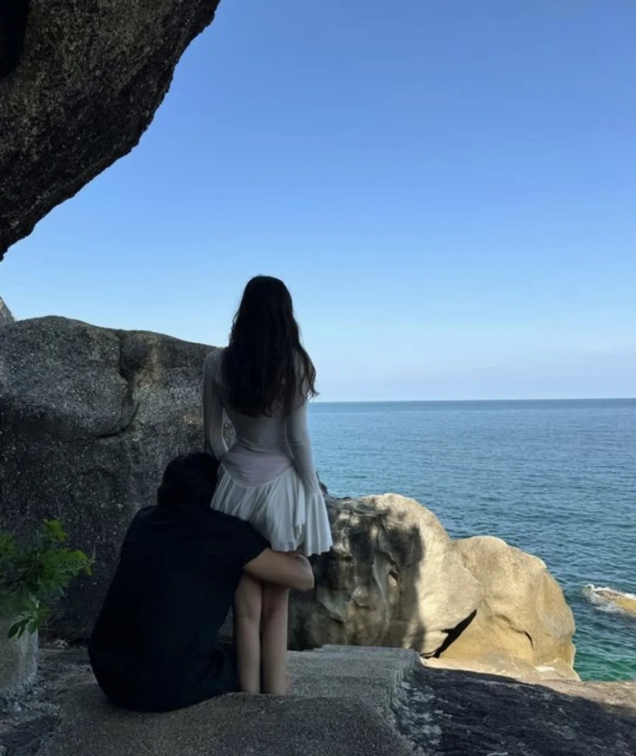 Bìa truyện CHỒNG BỎ TÔI Ở BỆNH VIỆN ĐỂ CHĂM SÓC TIỂU TAM