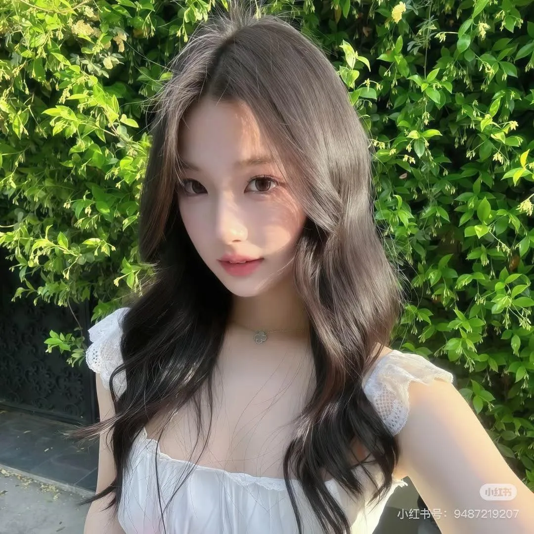Bìa truyện CON GÁI DUY NHẤT CỦA TỶ PHÚ THÍCH MỘT NAM STREAMER