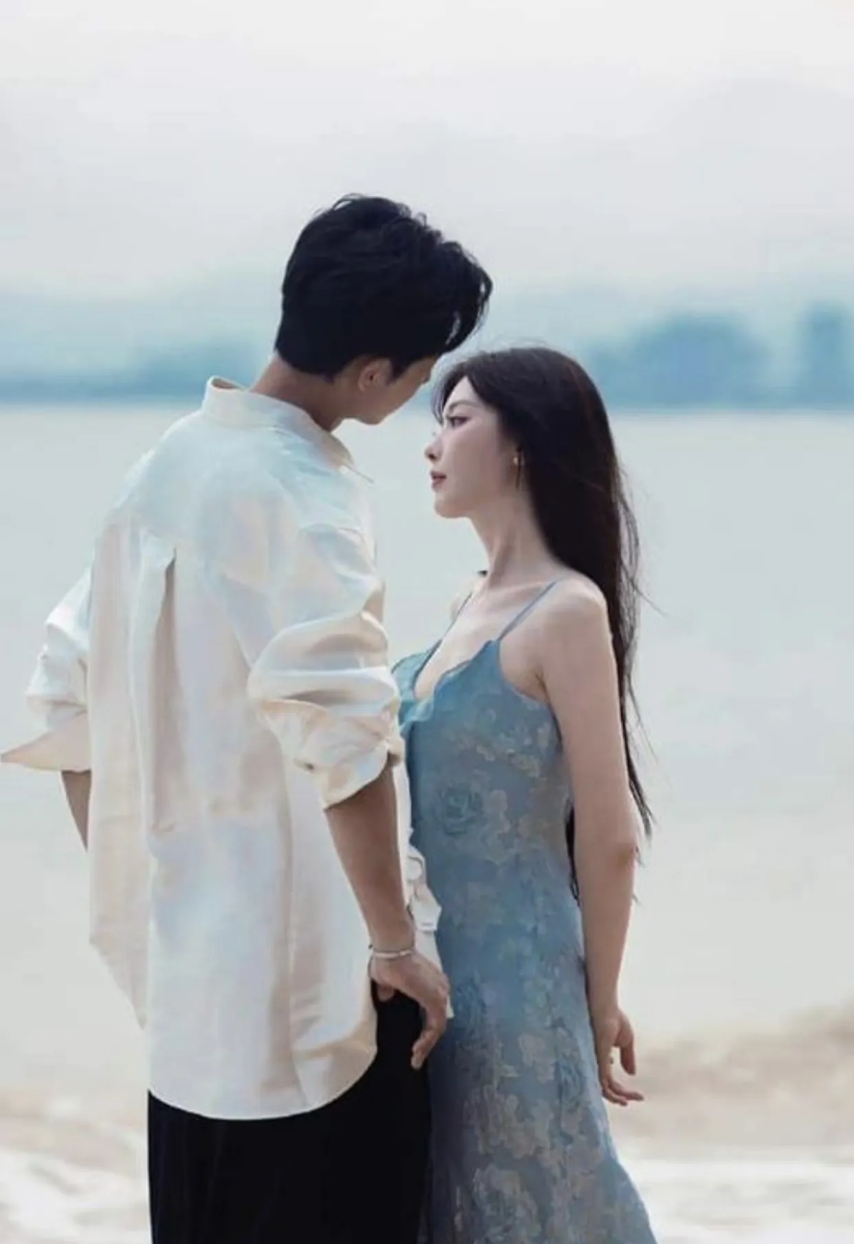 Bìa truyện EM MÃI TRONG TIM ANH
