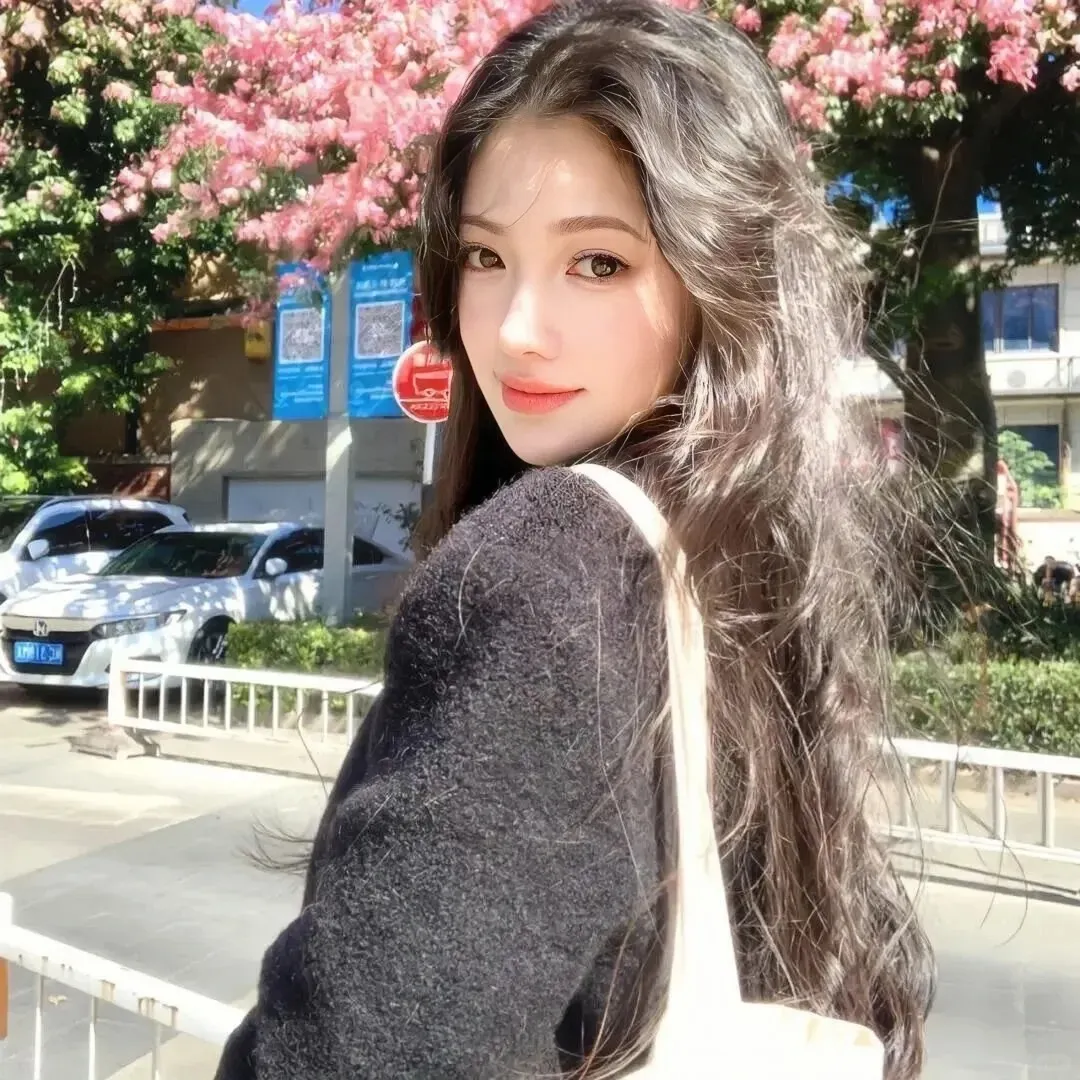 HIẾN THẬN CHO CHỒNG