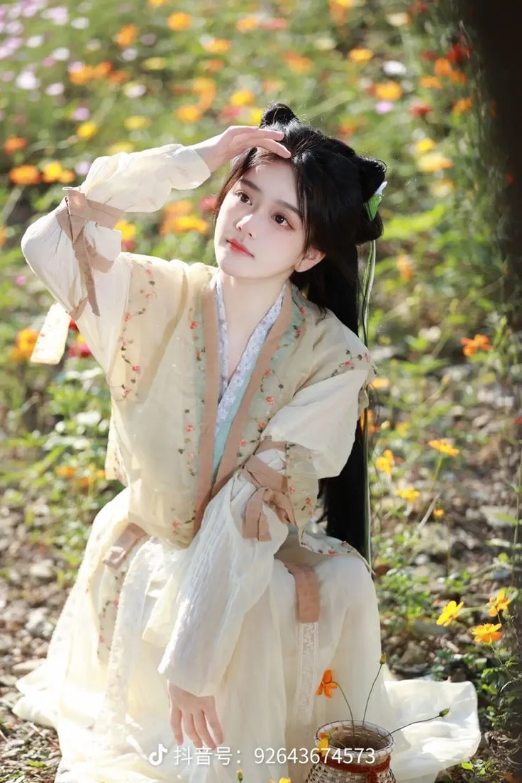 Bìa truyện Nhất Niệm Hồng Trần